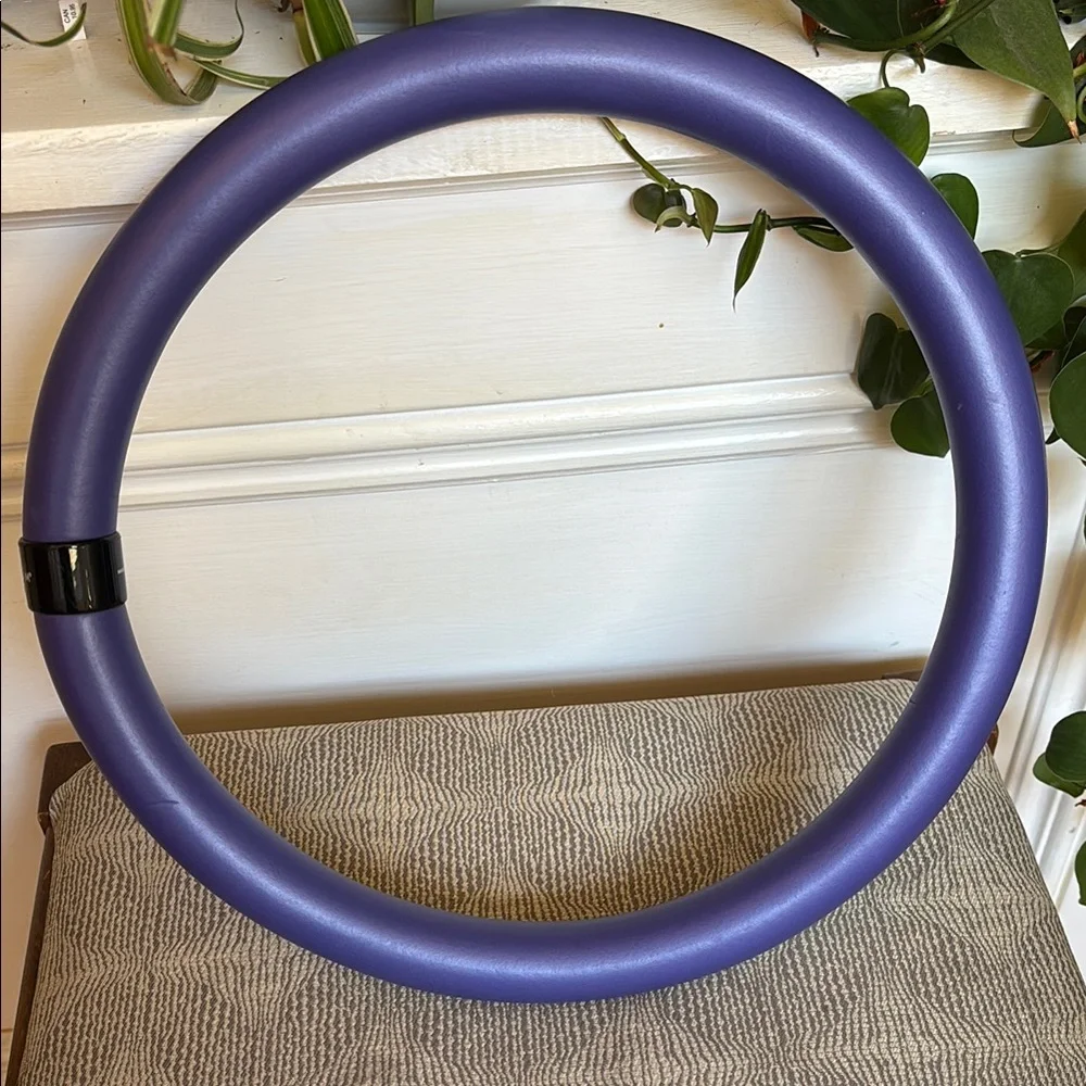 GAIAM Pilates Ring Fitness circle for toning - Picture 2 of 4